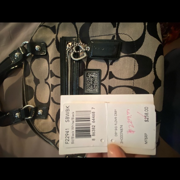 Coach Bag - Picture 3 of 4